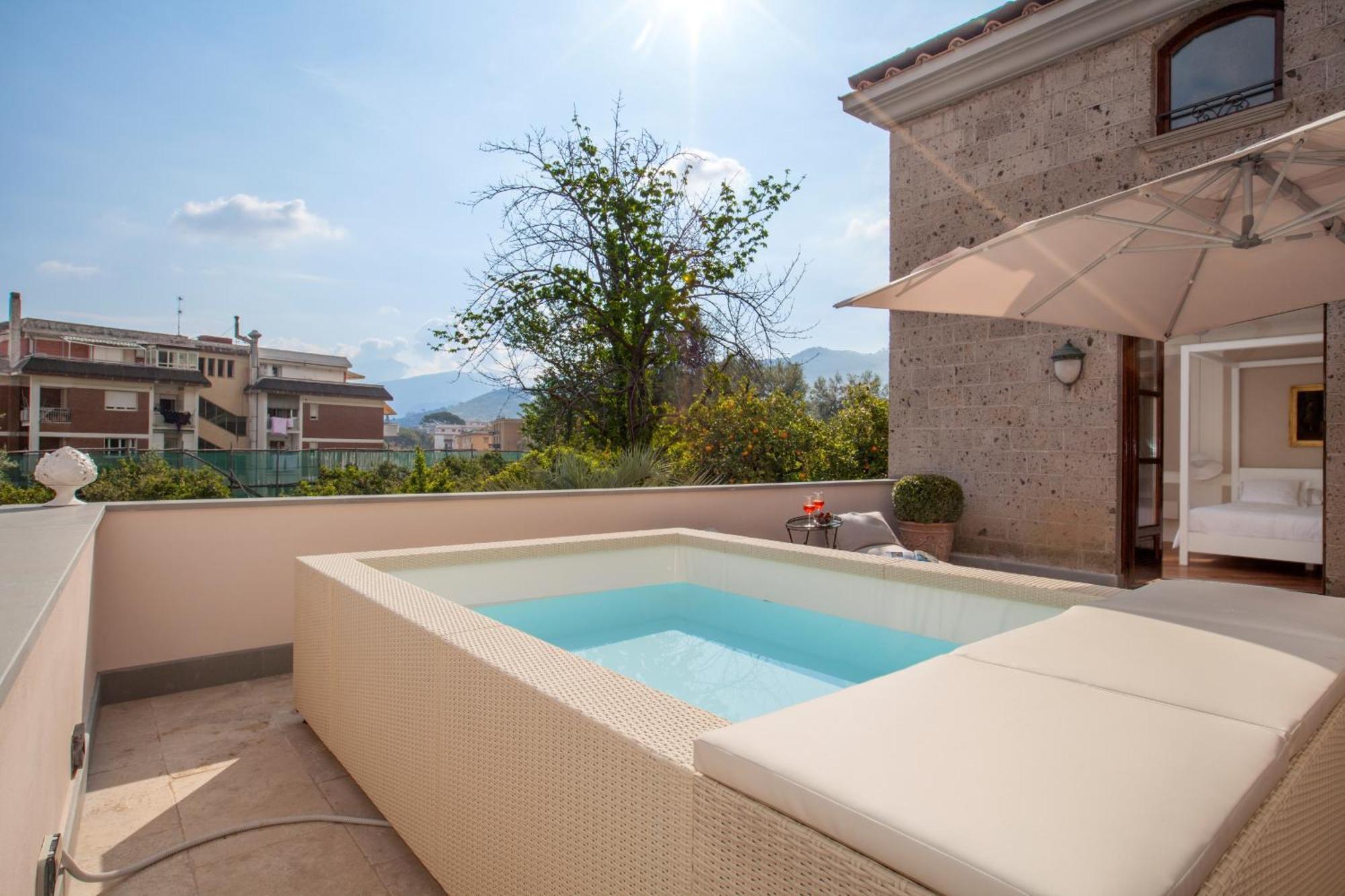 Amore Rentals - Villa Ebe Sorrento Eksteriør billede