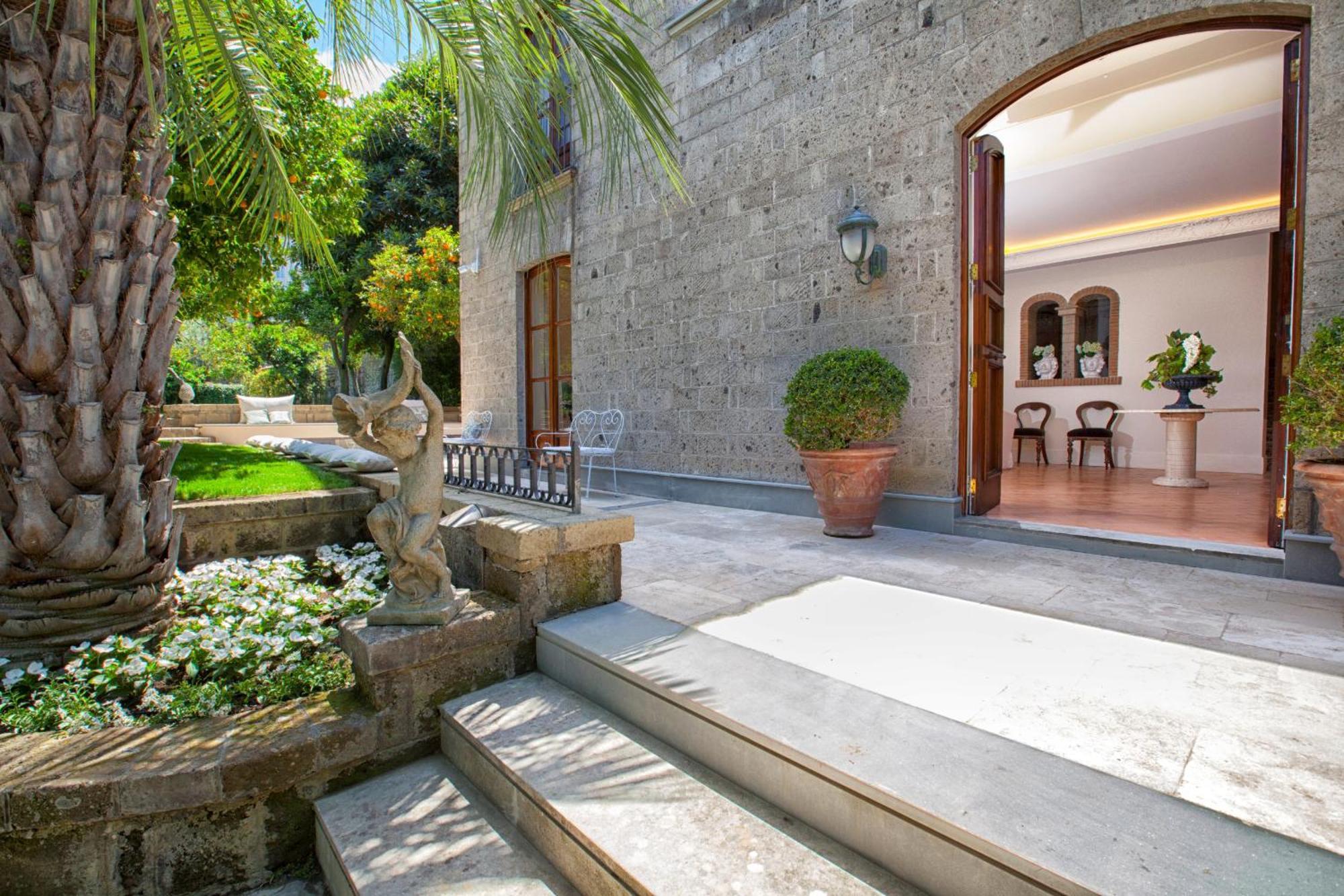 Amore Rentals - Villa Ebe Sorrento Eksteriør billede